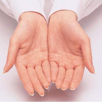 علت تورم انگشتان دست چیست؟