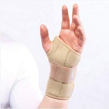 مچ بند آتل دار نئوپرنی آدور مدل ADOR 211201 - رنگ کرم- دست چپ