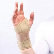 مچ بند آتل دار نئوپرنی آدور مدل ADOR 211201 - رنگ کرم- دست راست