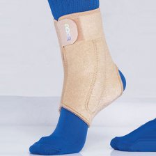 قوزک بند فنردار جلوباز آدور مدل ADOR 310161 - رنگ مشکی قوزک بند فنردار جلوباز آدور مدل ADOR 310161 - رنگ مشکی