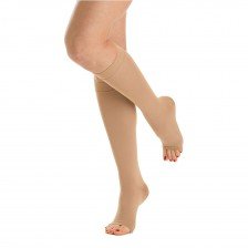 جوراب واریس کتان زیر زانو ریلکسان ایتالیا مدل M2150A کلاس فشار دو - پنجه باز - کرم